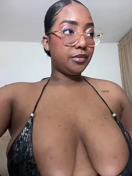 Naomisweett1 online show from October 11, 11:29 pm