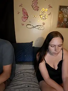 Shy Naughty Girl online show from August 5, 5:14 am