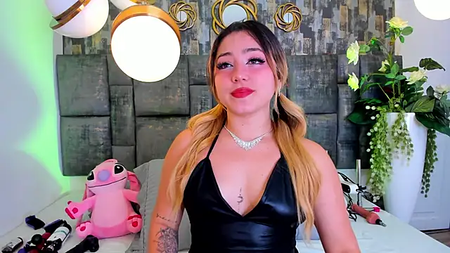 PatyLawrence online show from November 11, 4:41 am