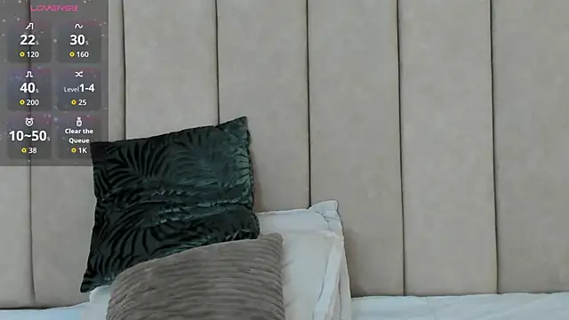  Zahiira  online show from December 2, 12:29 pm