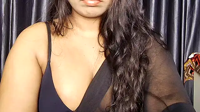 Webrowncouple online show from February 3, 7:18 pm