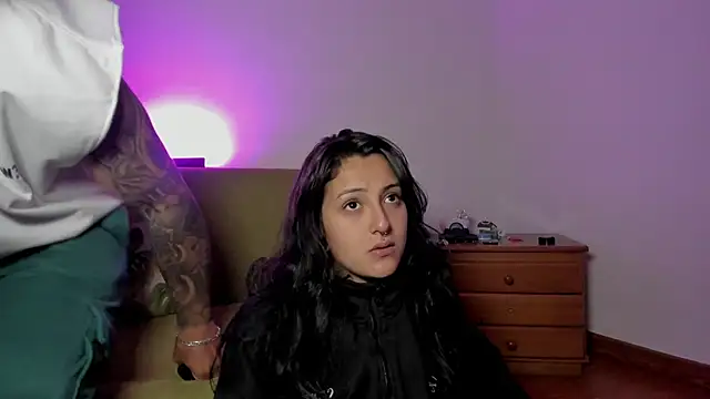 lola n apolo online show from October 14, 2:36 am