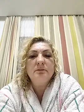 clarabbw47 online show from April 25, 8:28 pm