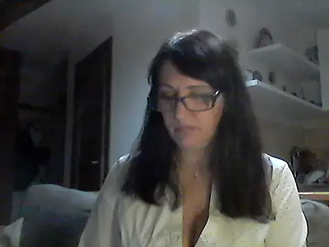 Elena48324 online show from June 5, 6:58 pm