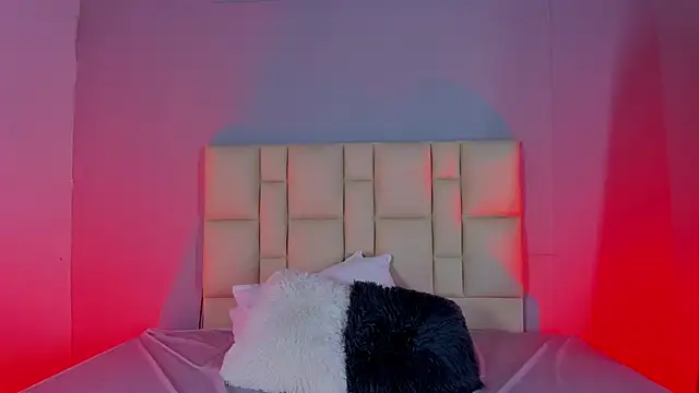 Zafiro  Brown online show from January 7, 12:08 pm