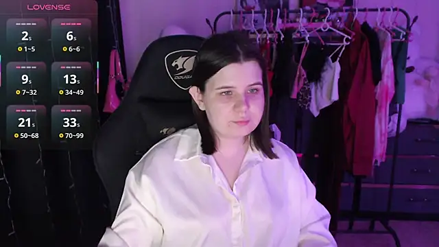 AmyVibess online show from July 2, 6:14 pm
