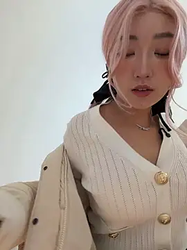 winter11 online show from January 17, 1:24 am