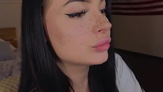 honey     bunny online show from March 13, 11:33 am