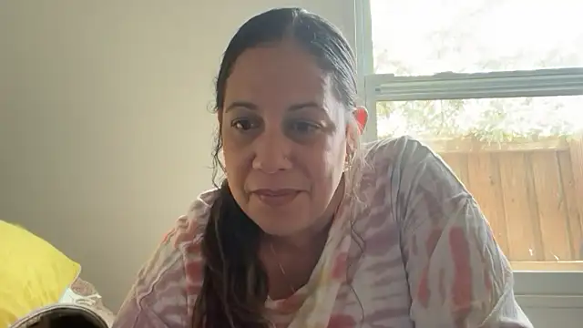 PrettyKittyMia online show from May 21, 7:45 pm