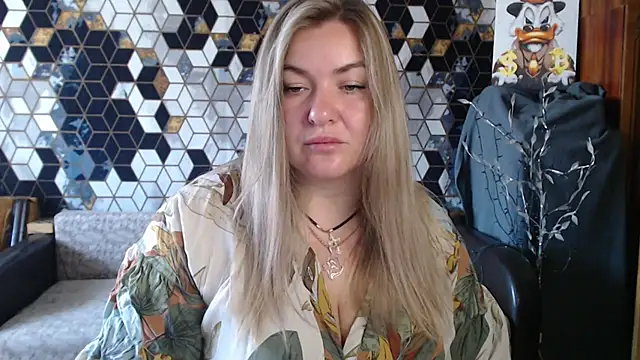 NikaSkylink online show from April 7, 5:31 am