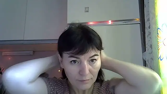 Krystal 82 online show from October 28, 7:36 am