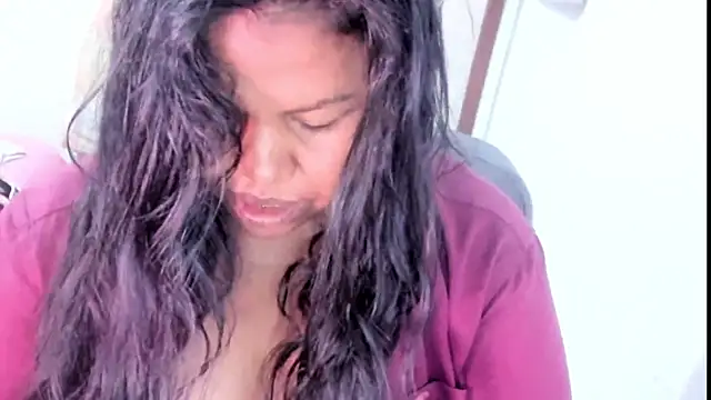 ebonylouissexyhot online show from September 23, 4:10 am