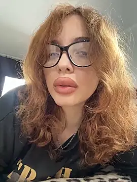 Hannah xBaby online show from March 29, 3:33 pm