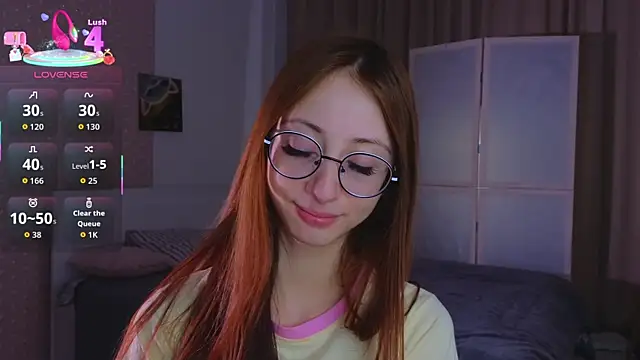 AvrilLeMell online show from October 16, 10:12 pm