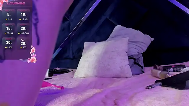 barbieambar online show from May 10, 9:39 pm