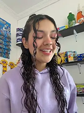 Camilla Miller01 online show from March 21, 1:27 pm