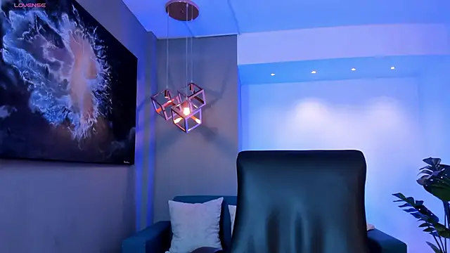 AidaJones online show from December 2, 11:34 am