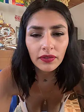 SOY NOOA online show from June 10, 1:10 pm