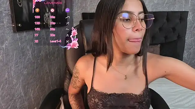 eileen  hills online show from October 1, 6:35 pm