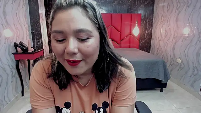 LatinaHoleQueen online show from May 30, 2:59 pm