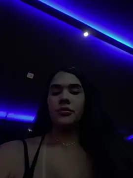 BellaLeclair online show from February 13, 8:10 pm