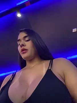 BellaLeclair online show from February 22, 8:10 pm