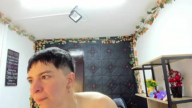  Hannah Hot online show from April 11, 7:03 am