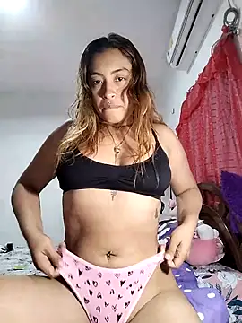 shanell saenz online show from April 8, 1:19 am