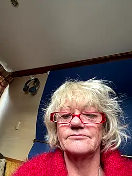 ladyboatlady online show from September 21, 7:07 am