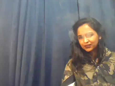cute indianxo online show from October 19, 5:04 pm