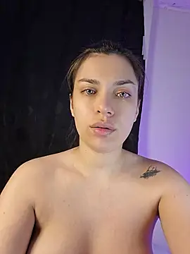 AmaiaSalvatore online show from February 21, 10:54 pm