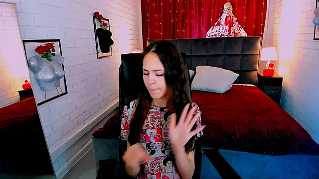 UliaNeer online show from October 22, 5:12 am