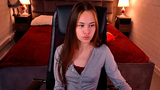 UliaNeer online show from February 27, 5:07 am