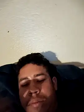 ModelledTread online show from March 30, 6:02 am