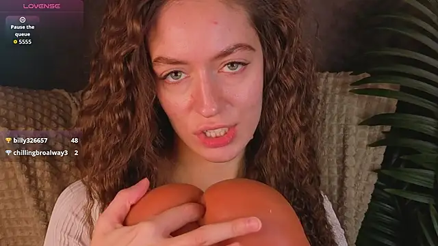 Agnes Wells online show from March 10, 8:18 am