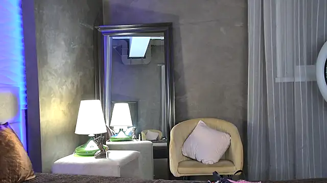 Snapshot of AriWild chatting on September 11, 4:24 am AriWild online show from September 11, 4:24 am