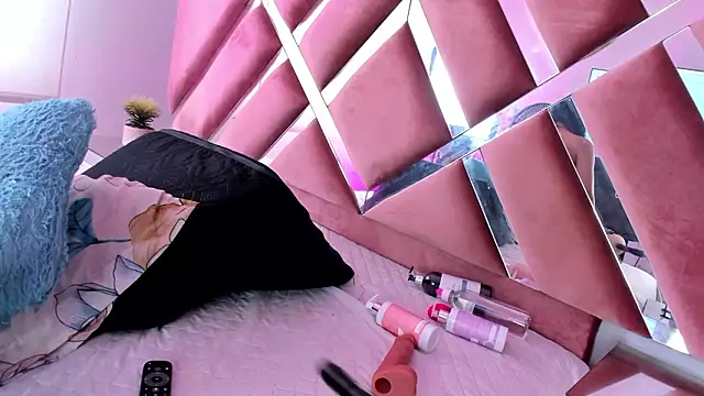  jasmine blush online show from March 5, 2:02 pm