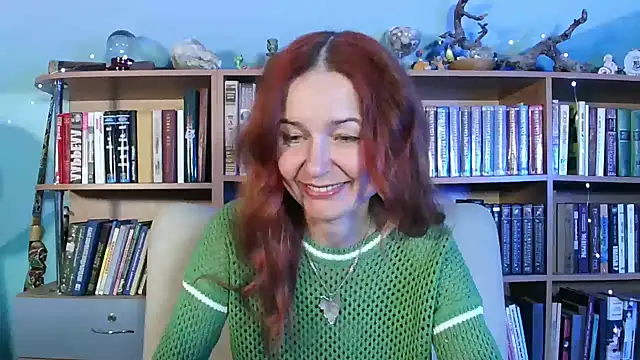 Foxilady357 online show from April 1, 1:52 pm