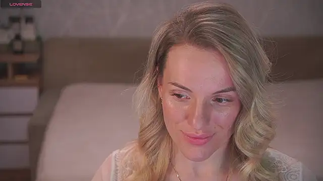 Vanille Mystery online show from March 17, 9:08 pm