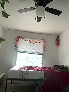 moan4mona online show from March 22, 5:41 pm