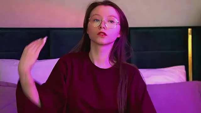 KeiraAsti online show from February 5, 7:28 pm