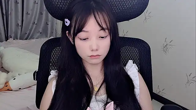puppy-999 online show from June 6, 2:12 pm