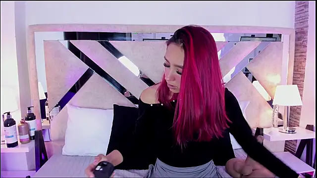 ximena vasquez8 online show from March 8, 2:04 am