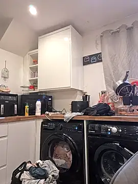 Tannedtattooed69 online show from March 10, 7:45 am