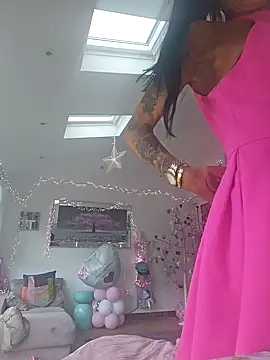 Tannedtattooed69 online show from October 4, 4:11 pm