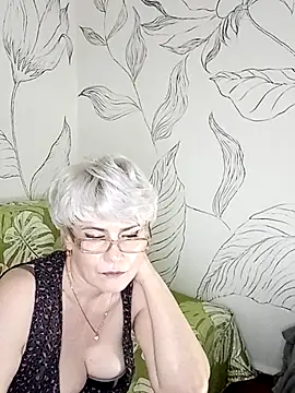 Snapshot of Catty_Lady chatting on September 26, 5:32 pm Catty Lady online show from September 26, 5:32 pm