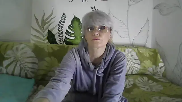 Catty Lady online show from January 18, 8:49 pm