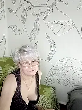 Snapshot of Catty_Lady chatting on September 22, 8:29 pm Catty Lady online show from September 22, 8:29 pm