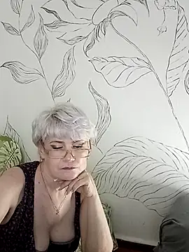 Snapshot of Catty_Lady chatting on September 14, 6:28 pm Catty Lady online show from September 14, 6:28 pm