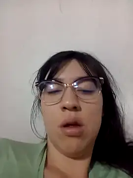 lareinalareinadelanal online show from October 30, 12:39 pm